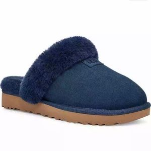 Ugg Womens Cozy Slippers Genuine Shearling Navy 9 💙🩴